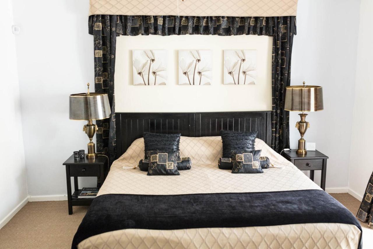 Church Hills Boutique Accommodation Riebeek-West Екстер'єр фото